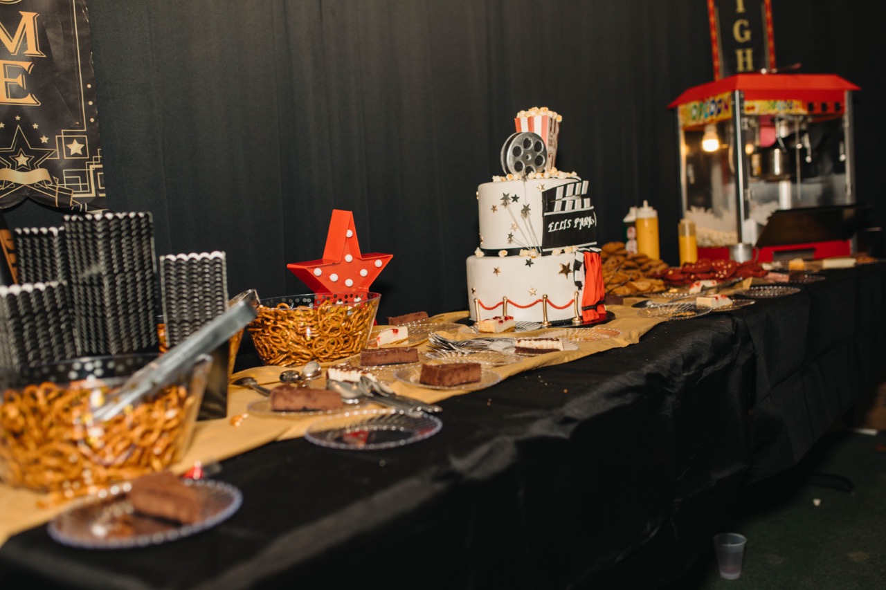 Ellis Prom-392 Large